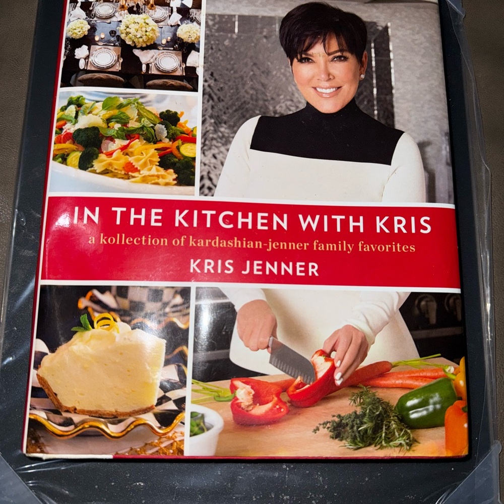 Kris Jenner In the Kitchen with Kris: A Kollection of Kardashian Jenner Family